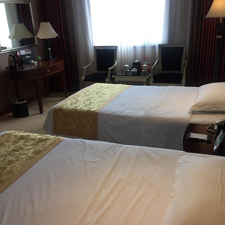Yunheng Hotel Neijiang Dış mekan fotoğraf