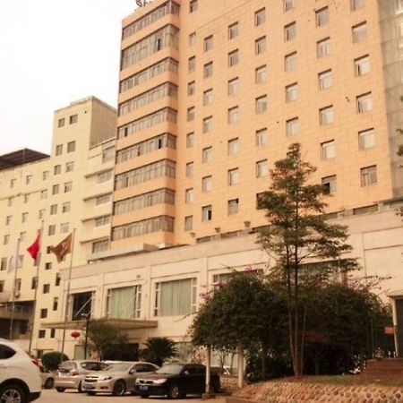 Yunheng Hotel Neijiang Dış mekan fotoğraf