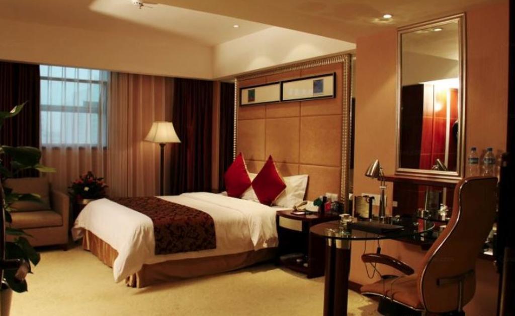 Yunheng Hotel Neijiang Dış mekan fotoğraf
